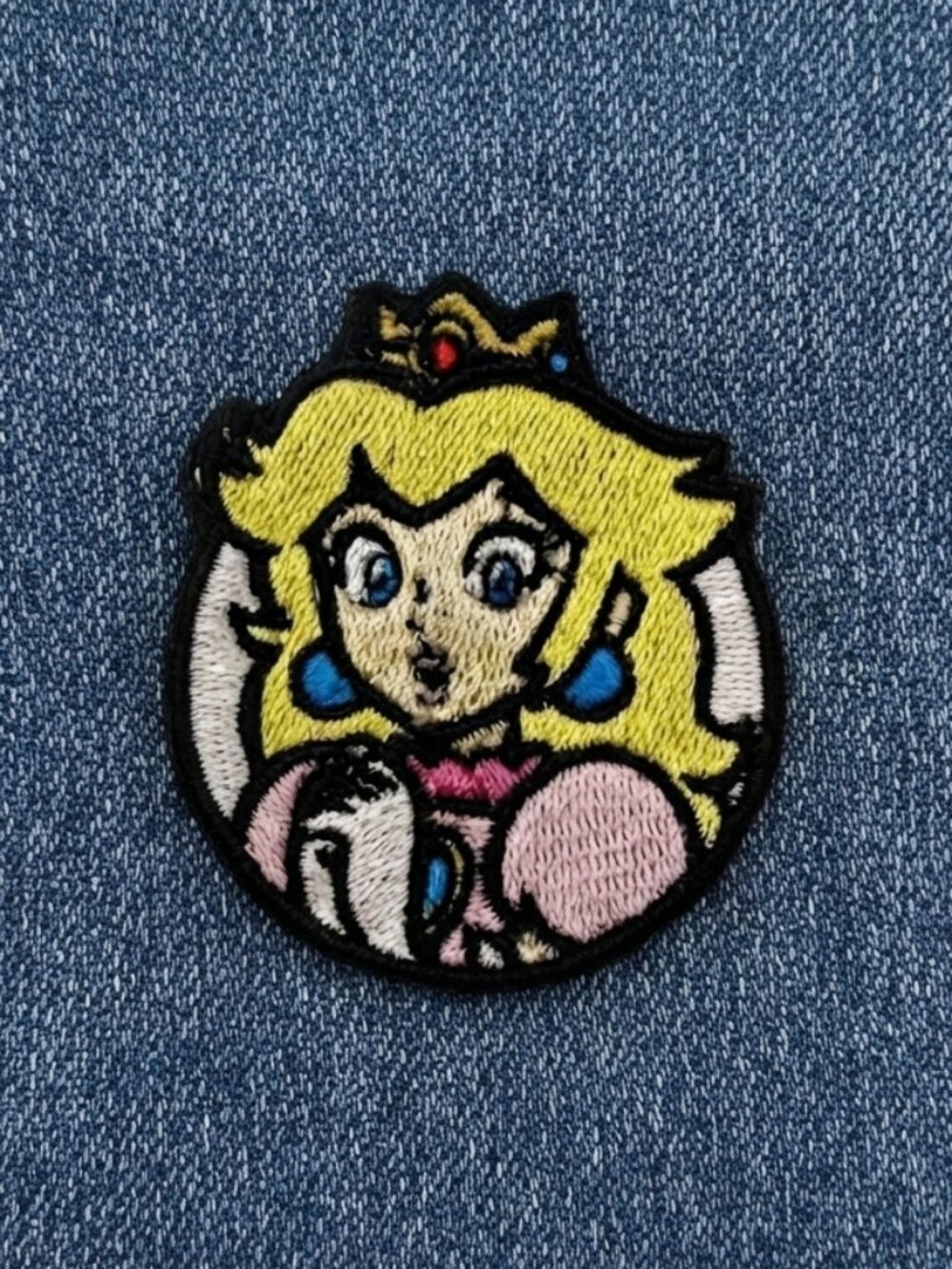 ✨4/$15✨Princess Peach Embroidered Patch